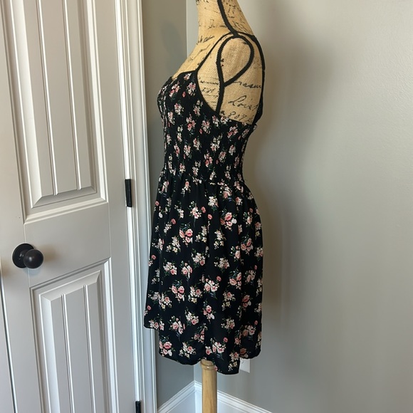 Xhilaration Dress large - Picture 3 of 8